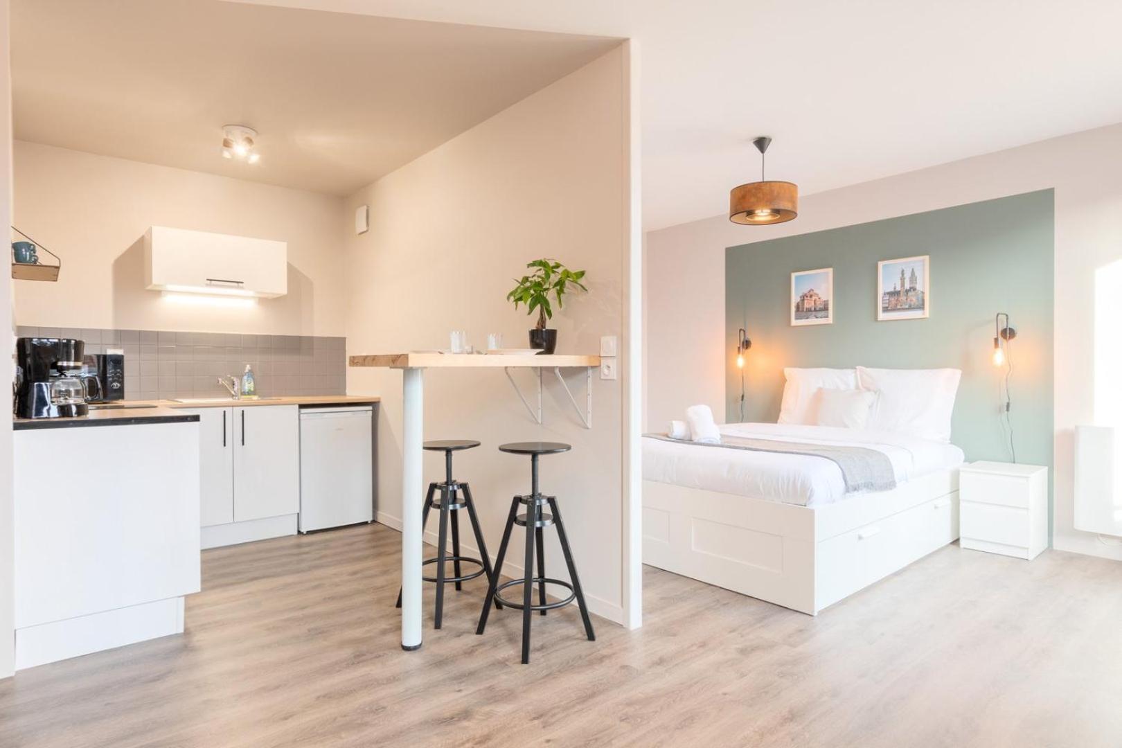 Nice Apartment Lille Balcony + Parking! Экстерьер фото
